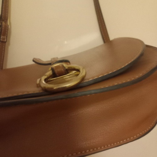 Zara crossbody bag used, brown with slight wear on clasp