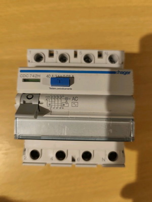 Hager Ρελέ Ράγας Διαρροής 40A Τετραπολικό σαν καινούργιο