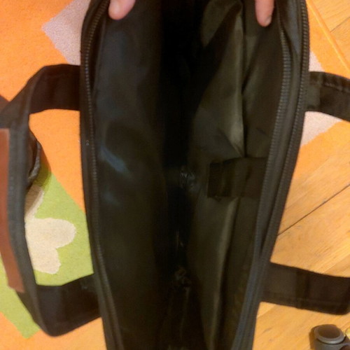 Professional hand bag like new, large capacity