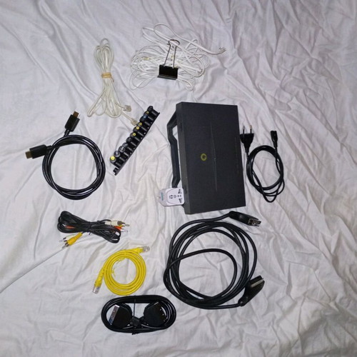 Various router cables like new