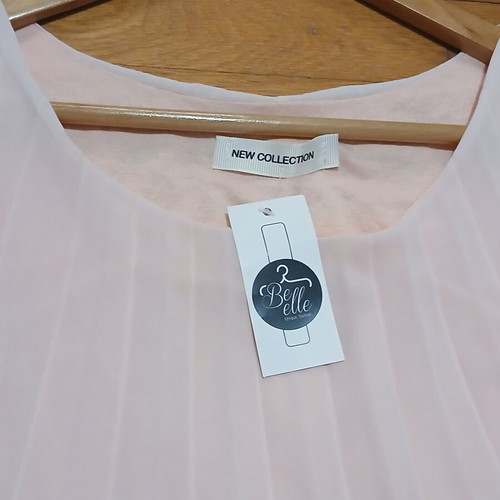 New Collection sleeveless airy dress A-line size Medium, like new, pink