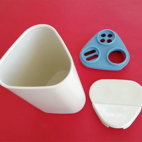 Tupperware vintage triangular cheese grater container used