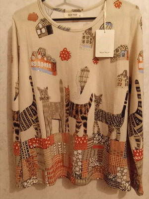 Women's blouse with cats new, beige, long sleeve, size M/L