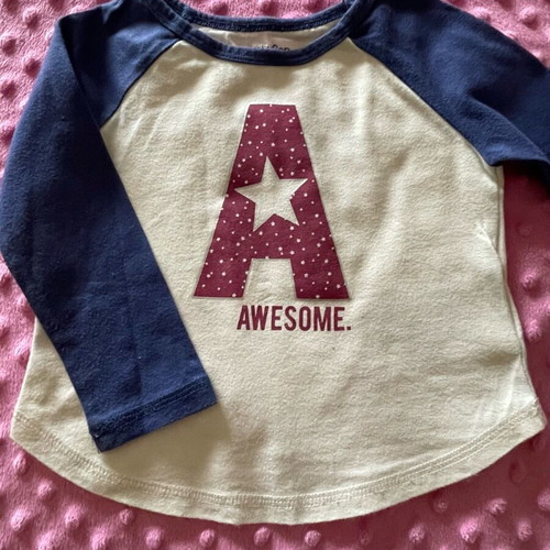 Baby Gap tee like new, for 12-18 months