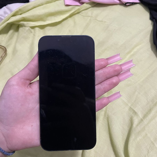 iPhone 14 in very good condition with 76% battery health