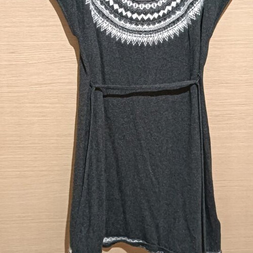 H&M Mama knitted long top tunic size L like new, dark grey with ethnic design