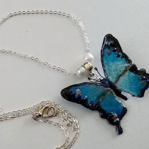 Handmade butterfly necklace new, blue shades, 45 cm chain