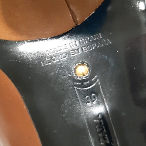 Highhills Zara peep toe brown leather pumps size 39 used