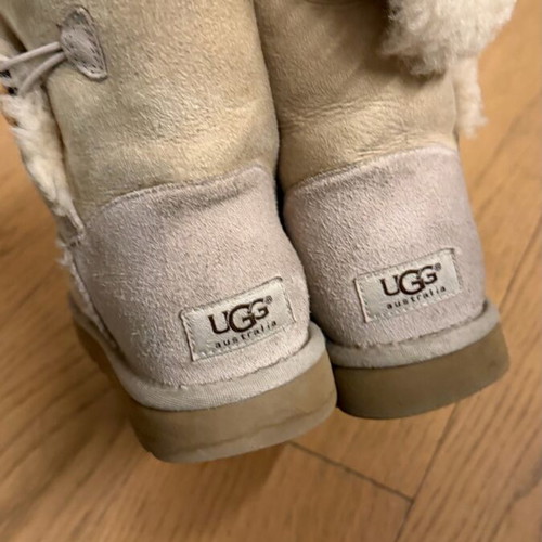 Ugg Australia beige boots size 39 like new