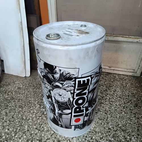 Metal Barrel used from engine oil, dimensions Φ34cmx65cm