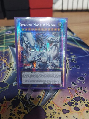 Dragon Master Magia Yu-Gi-Oh! card