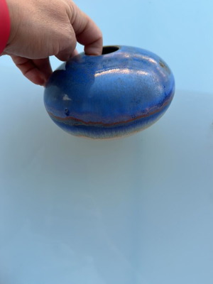 Ceramic vase used, diameter 13, height 6