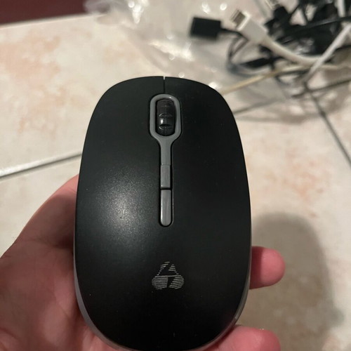 Wireless computer mouse used