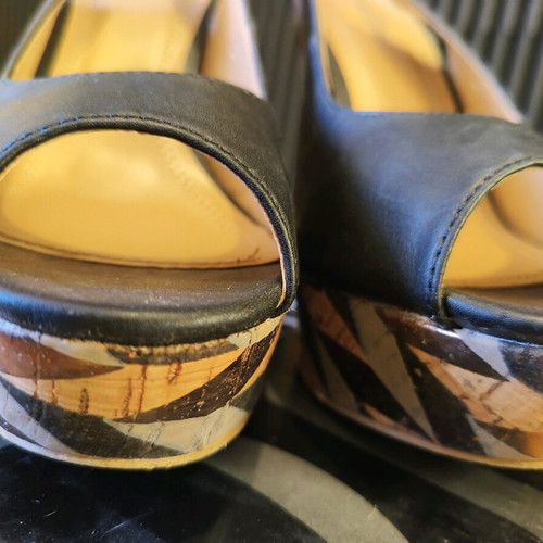 Migato black leather platform shoes size 37 used