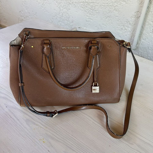Michael Kors bag used, brown with crossbody strap