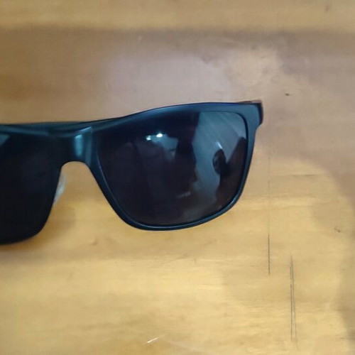 El Gio men's sunglasses used, black