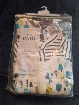 Φορμάκια μακρυμάνικα Marks and Spencer ολοκαίνουργια για νεογέννητο, 3 τεμάχια
