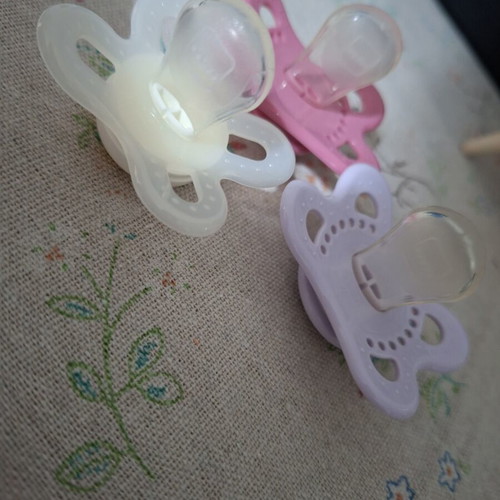Mam feeding bottle and pacifier set used
