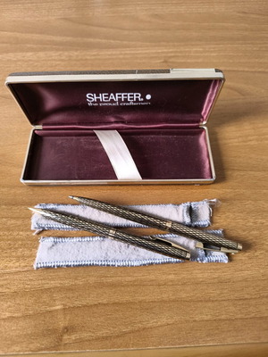 Sheaffer 14K set mechanical pencil and pen like new