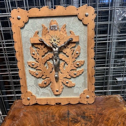 Carved Jesus Christ image used