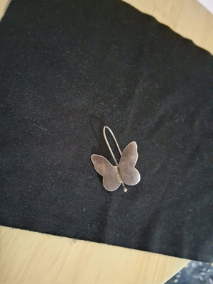Pendant earring single like new, steel green