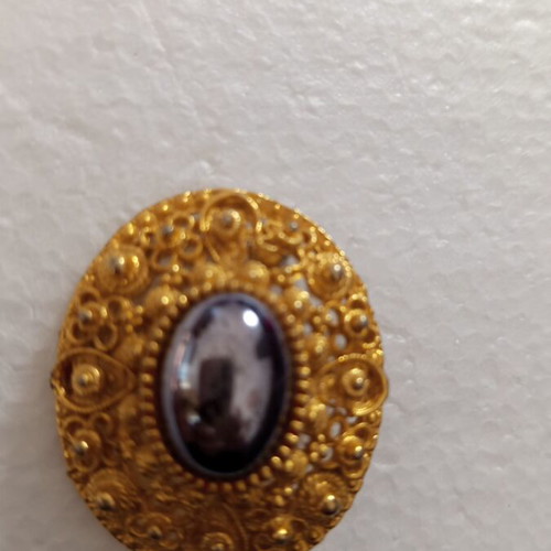 Pin with natural hematite energy crystal, new, black and gold