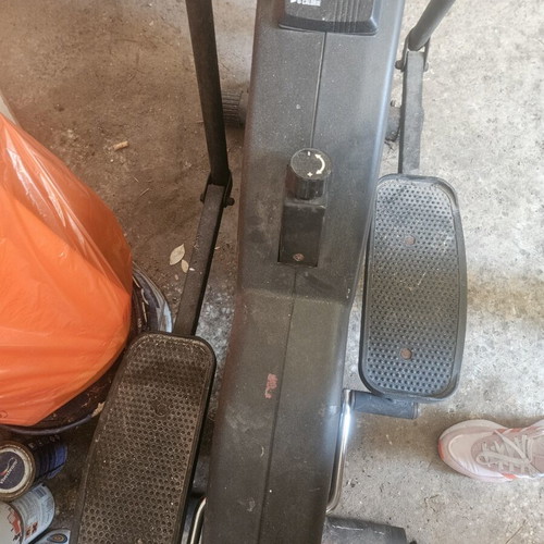 Elliptical machine like new
