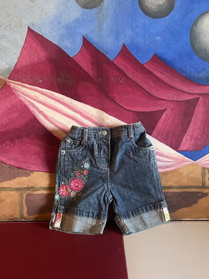 Mothercare baby girls denim shorts with floral embroidery like new, 3-6 months
