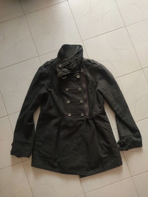 Helmi gray trench coat like new, hip length