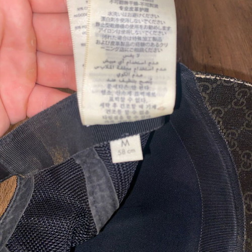 Gucci Kingsnake Print GG Supreme Baseball Hat used, bad condition