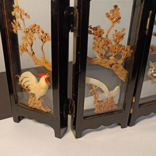 Chinese decorative items used, pack