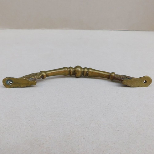 Bronze handle with embossed plant motifs 17.5 cm long