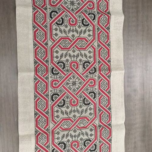 Byzantine design table runner new on canvas with gold detail