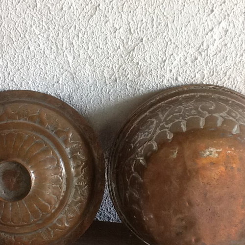 Copper hammered pot like new, vintage 1980