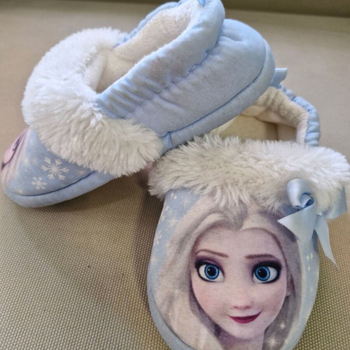 Frozen H&M slippers used, size 24/25, winter indoor