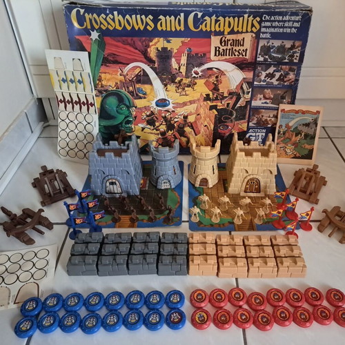 Crossbows and Catapults Grand Battleset board game Action GT