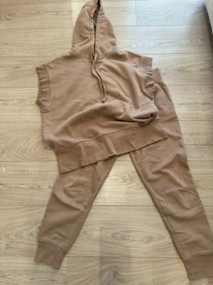 Zara φόρμα σετ καινούργιο, μπεζ, μπλούζα small, παντελόνι medium