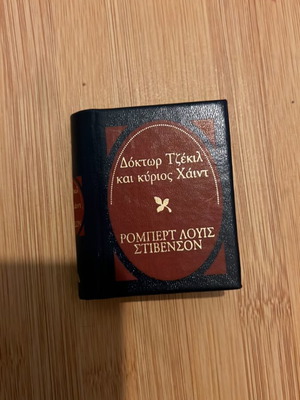Miniature book Doctor Jekyll and Mr Hyde like new