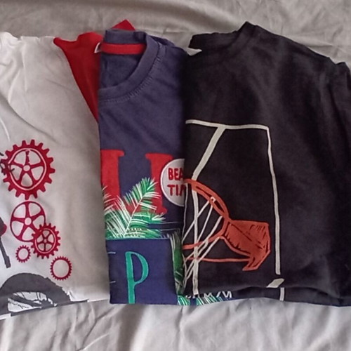 Set of 5 boys' T-shirt shirts age 10 like new, Mango