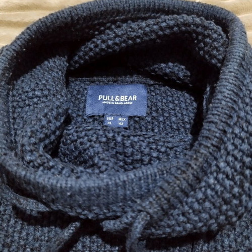 Pull & Bear men's sweater used, size XL, blue