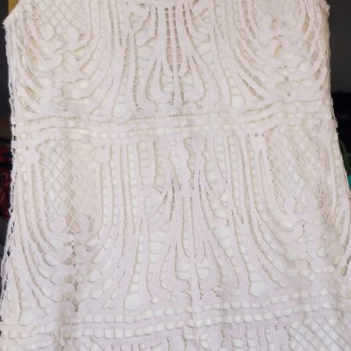 Vintage Love women's dress lace size 4 like new, cream color