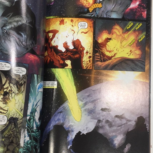 Ms. Marvel Best of the Best comic book in English in excellent condition