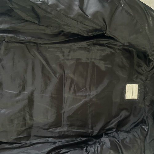 Women's puffer jacket black like new, size XL