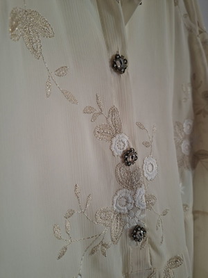 Nidodileda asymmetric dress S new, ivory with floral embroidery