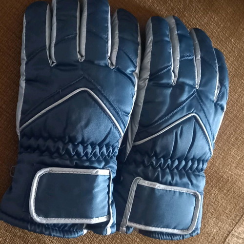 Ski gloves like new, dark blue with silver details