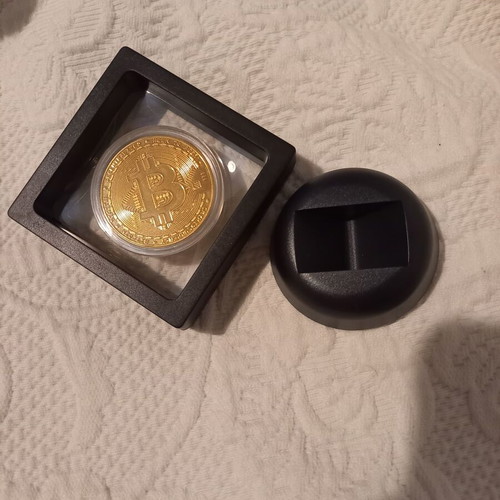 Bitcoin collectible coin new gold plated in black case 7cm