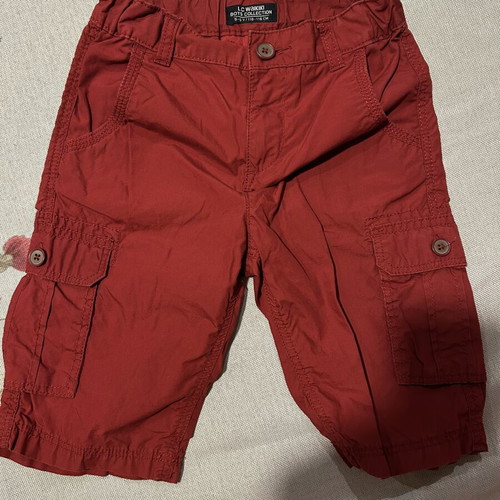 Spider-Man boys' set like new with LC Waikiki bermuda shorts and sandals size 34