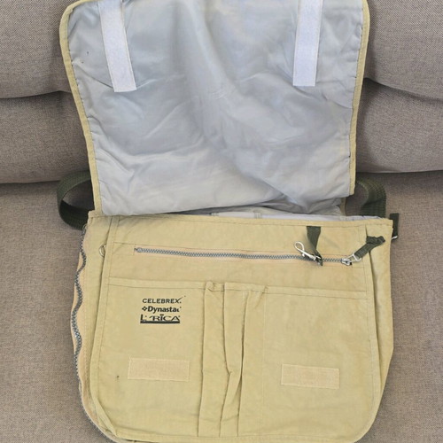 Laptop bag crossbody khaki like new