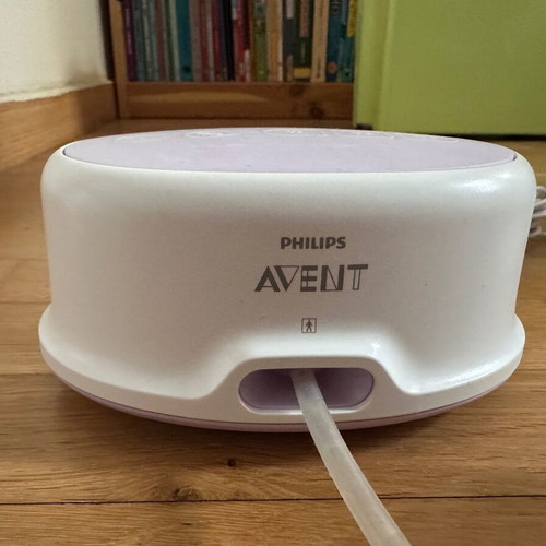 Philips Avent breast pump used with spare parts and box