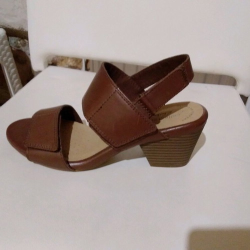 Clarks leather sandals new, adjustable size 37.5, brown